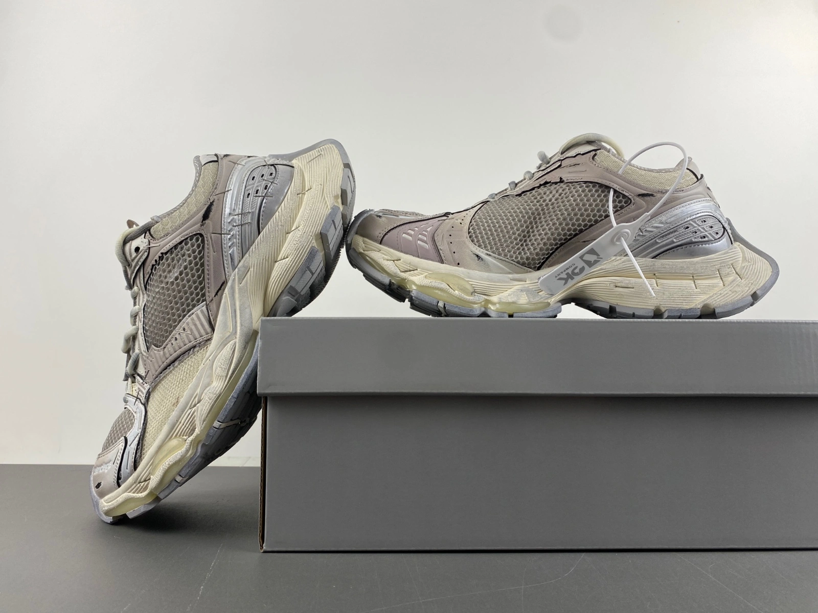 chic Ba*len*cia*ga  803681-w3st4- 4291