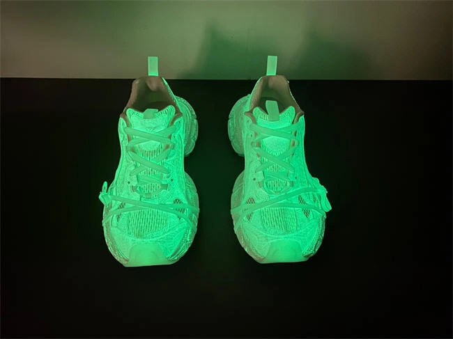 elegant Ba*len*cia*ga  phantom sneaker 734734 w3xlg 4328