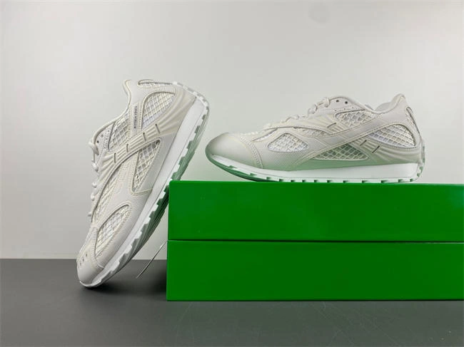 bo*te*ga Ve*ne*ta orbit surf 741357 v2x40 flexible 2609