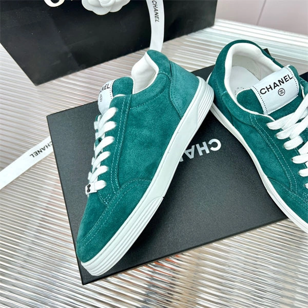 minimalist Ch*el 2158