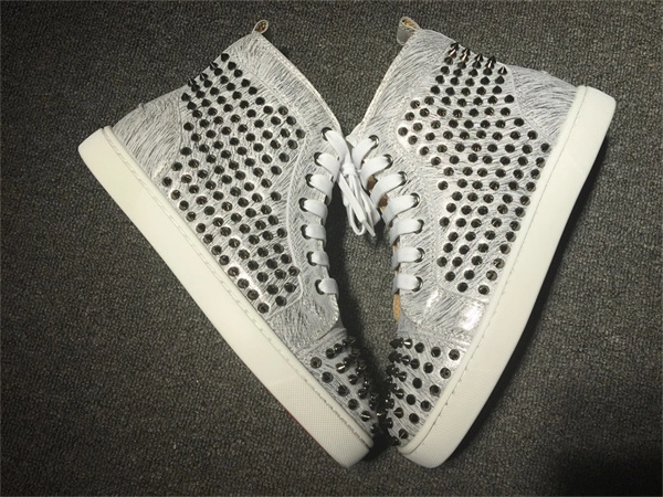 Ch**an louboutin sleek 2676