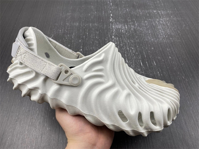 Cr*0*s pollex clog by salehe bembury stratus 207393- wrinklefree 5595