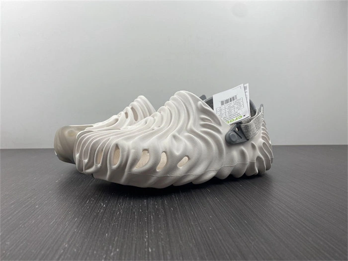 compact Cr*0*s pollex clog by salehe bembury stratus 207397-1cn 5603