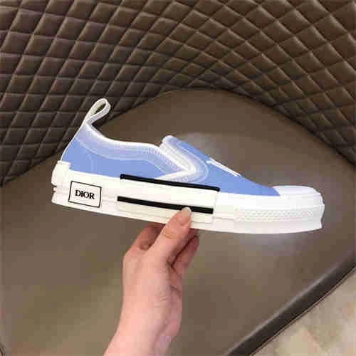 Upgraded DR HOMME KAWS SNEAKER 1177