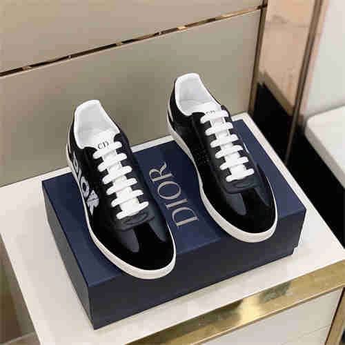 Stretchable DR Sneaker 1132