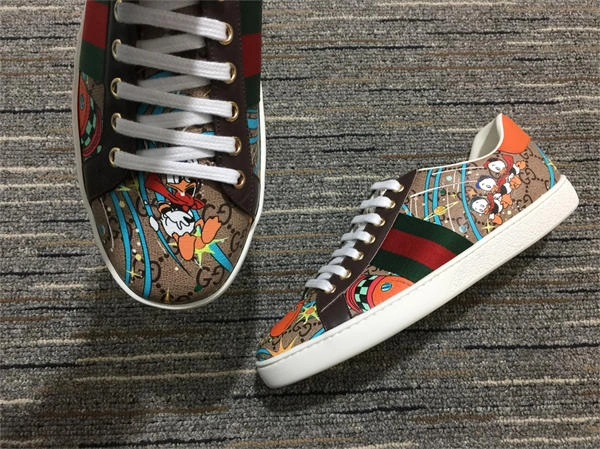 lightweight G*u*i ace sneaker 147