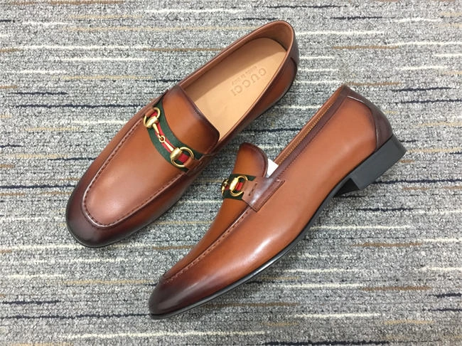 G*u*i loafer bold 349