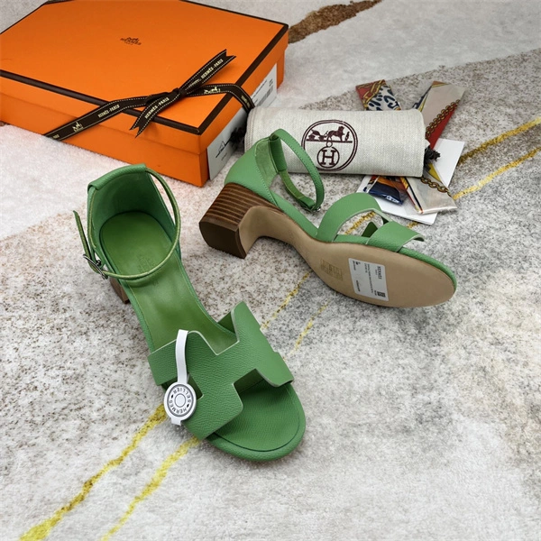 Durable H Sandals 2401