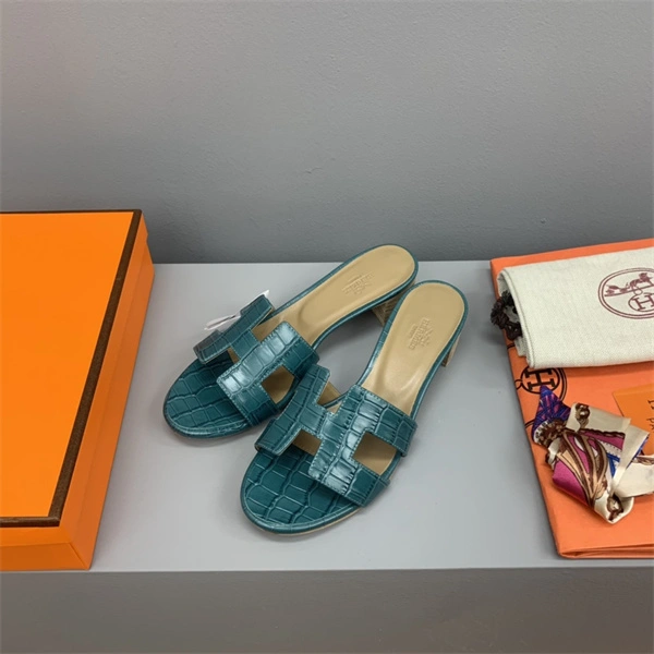 Timeless H Slipper 2385