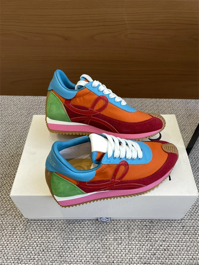 compact L0ew* sneaker 2464