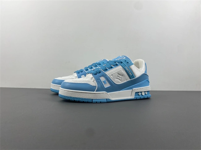 comfortable l0*is V*t0n lv trainer 2119