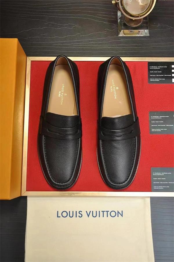 Vibrant Lv Loafer 1932