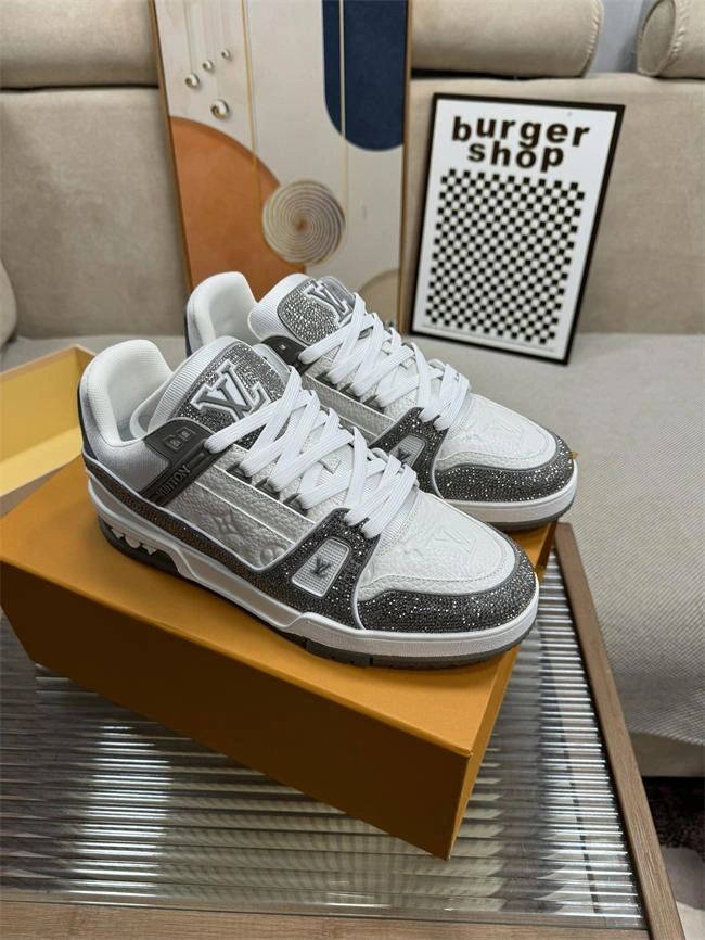 Lv Trainer Sneaker Unisex 2005