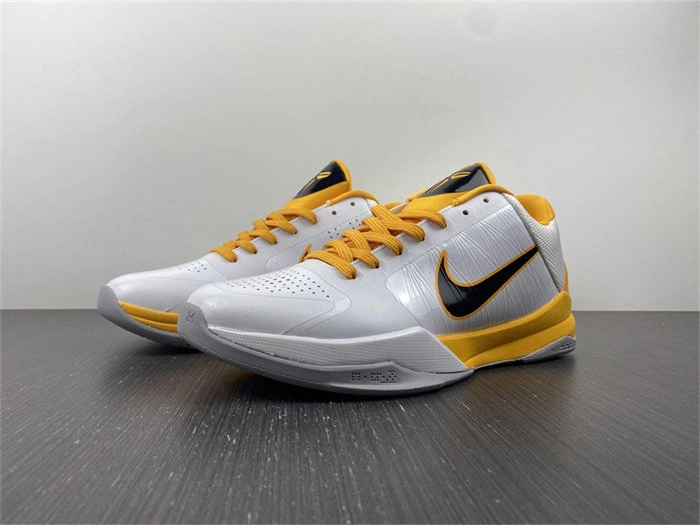 Sophisticated Nike Kobe 386430- 5028