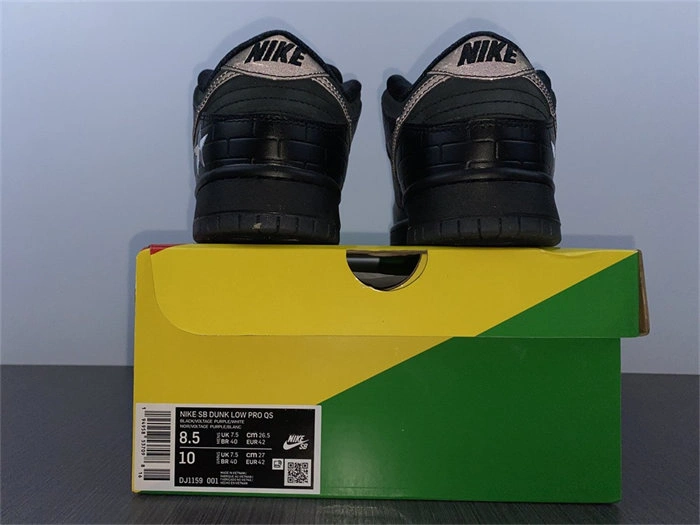 Packable Nike SB Dunk Low Familia First Avenue DJ1159- 4744