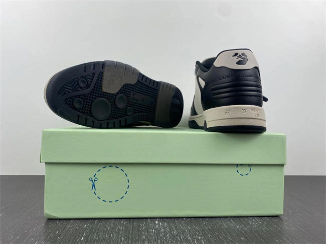 OFF-WHITE Out Of Office GoodFit 3136