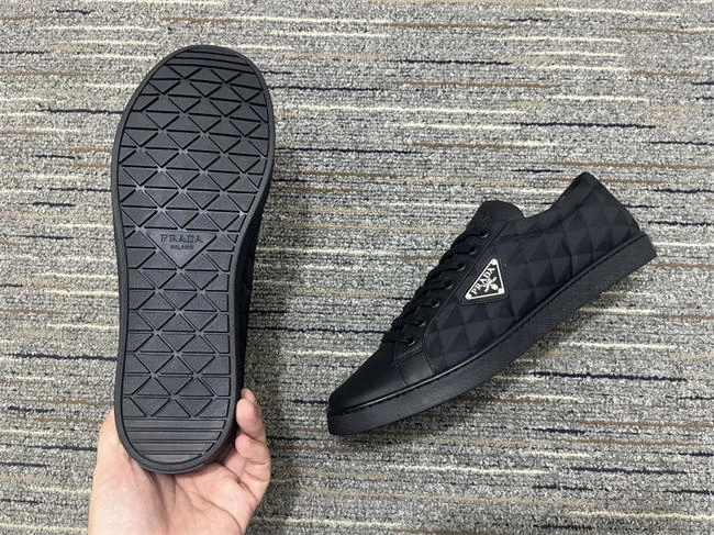 Pra*a leather sneaker sportinspired 3310