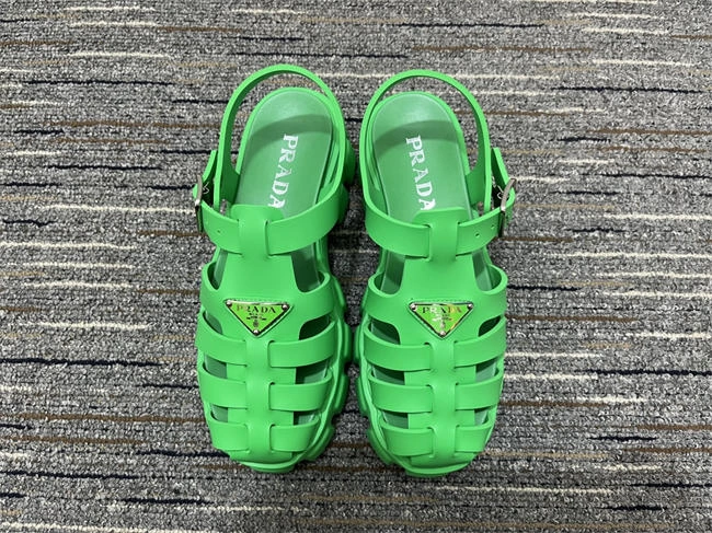 modern Pra*a slipper 3351