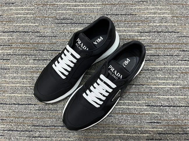 Pra*a sneaker trendy 3352