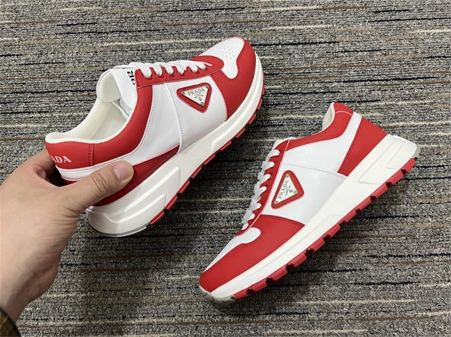 classic Pra*a sneaker 3377