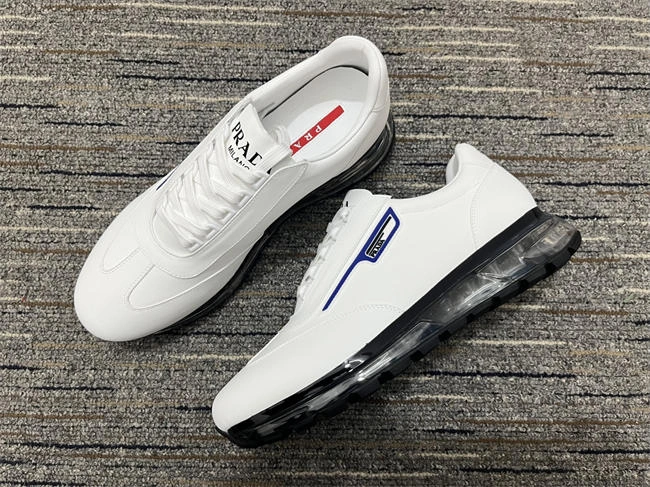 seasonal Pra*a sneaker 3390